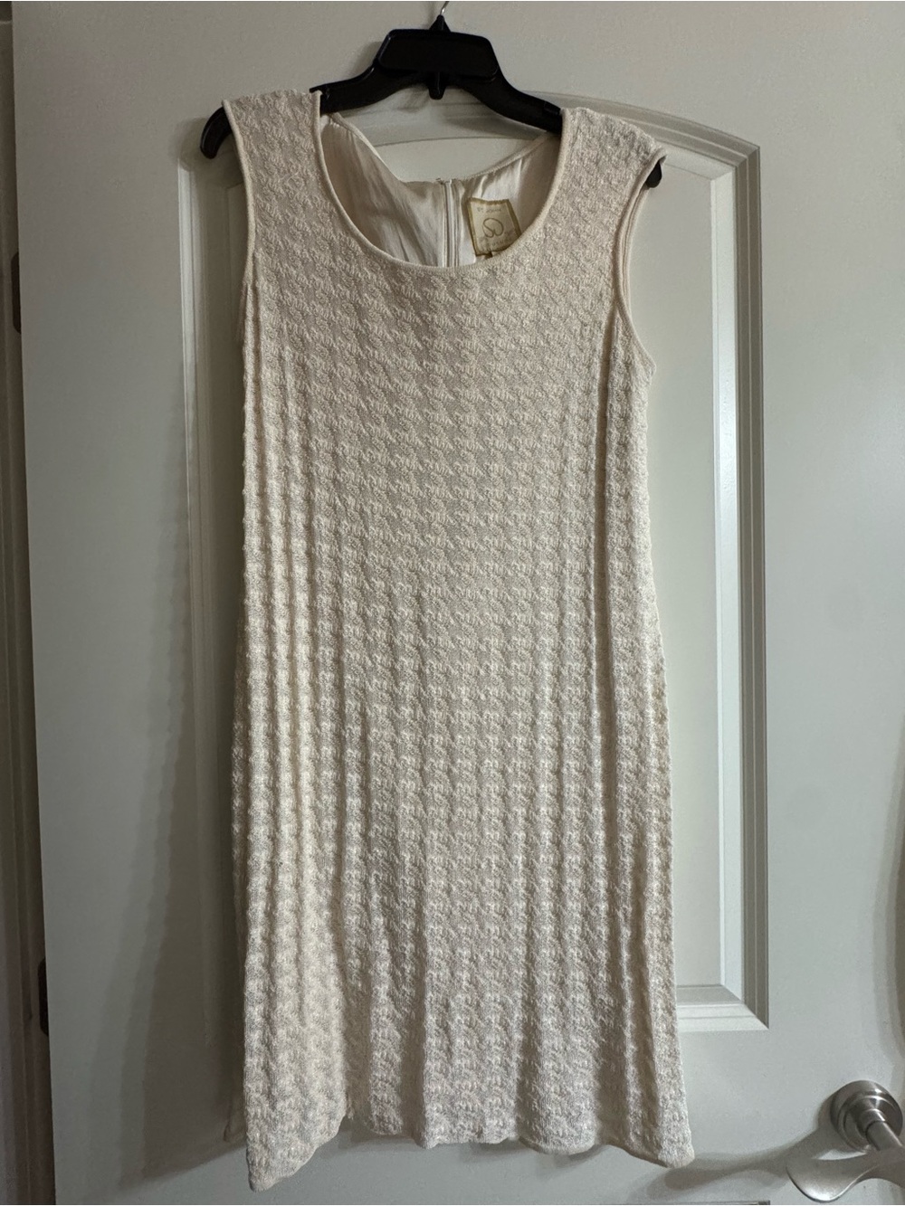 St. John Couture Vintage Cream Textured Sleeveless Shift Dress